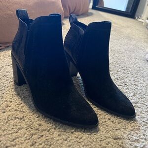 Dolce Vita Black Ankle Booties